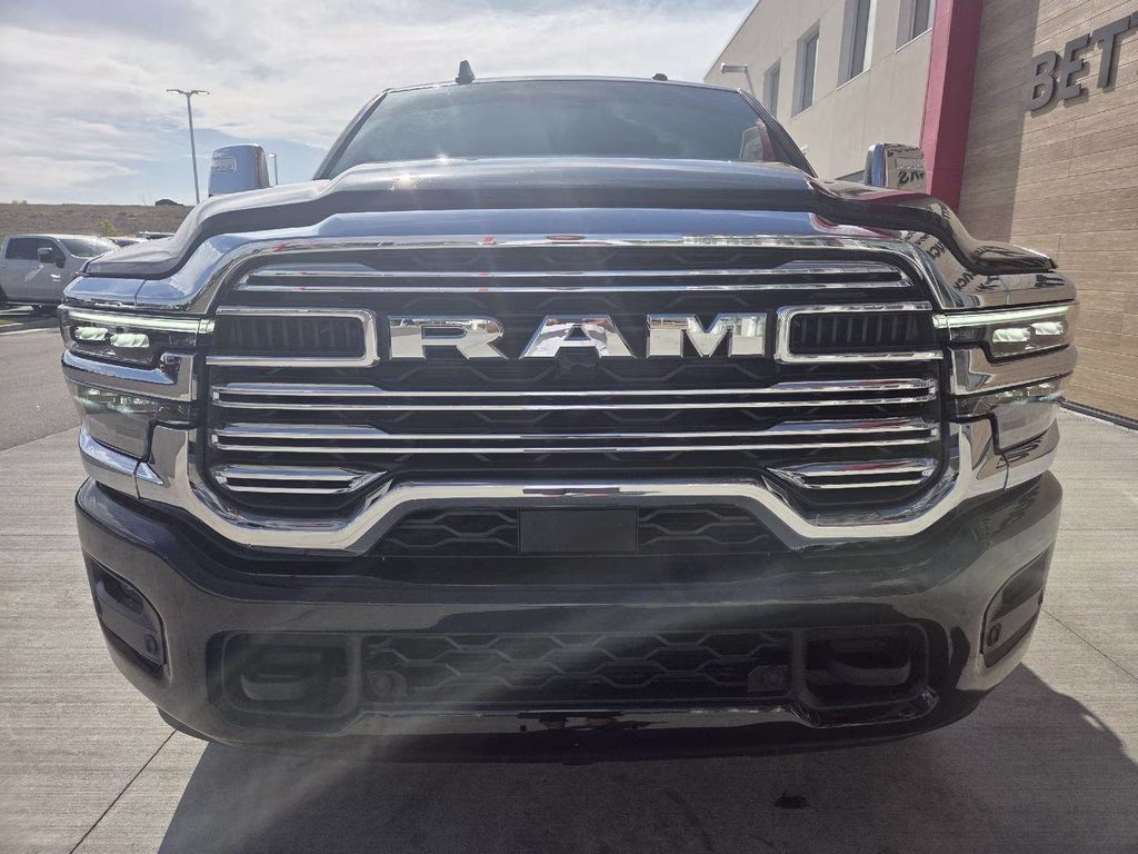 2026 Diamond Black Crystal Pearlcoat Ram 2500 Laramie 4X4 Truck