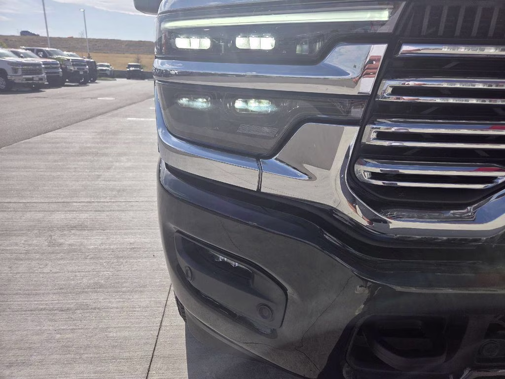 2026 Diamond Black Crystal Pearlcoat Ram 2500 Laramie 4X4 Truck
