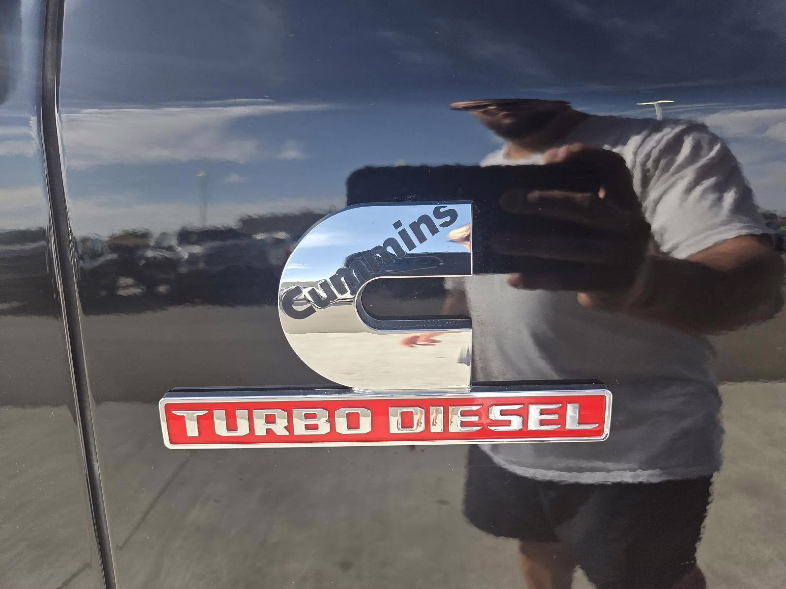 2026 Diamond Black Crystal Pearlcoat Ram 2500 Laramie 4X4 Truck