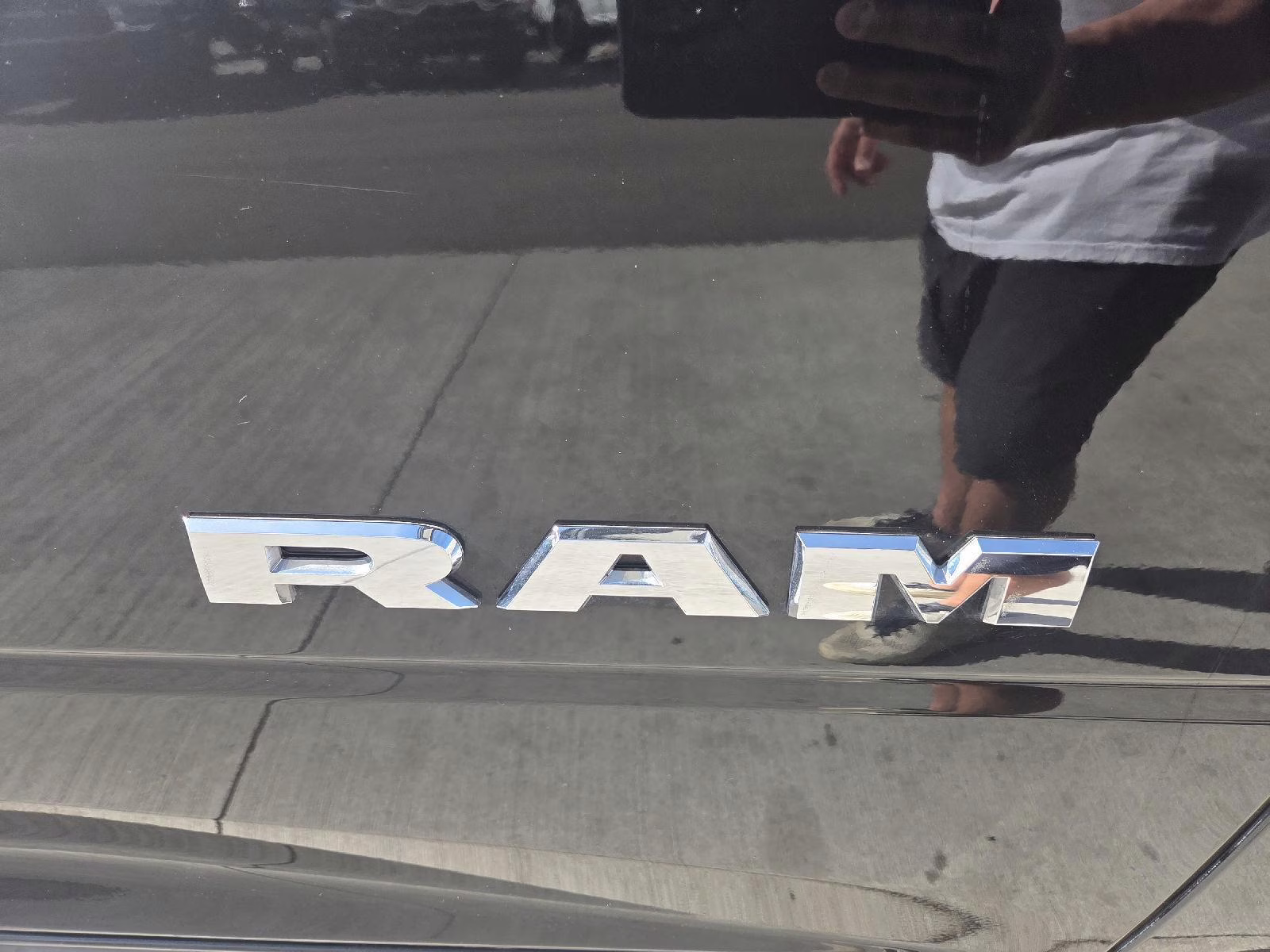 2026 Diamond Black Crystal Pearlcoat Ram 2500 Laramie 4X4 Truck