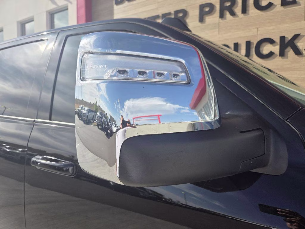 2026 Diamond Black Crystal Pearlcoat Ram 2500 Laramie 4X4 Truck