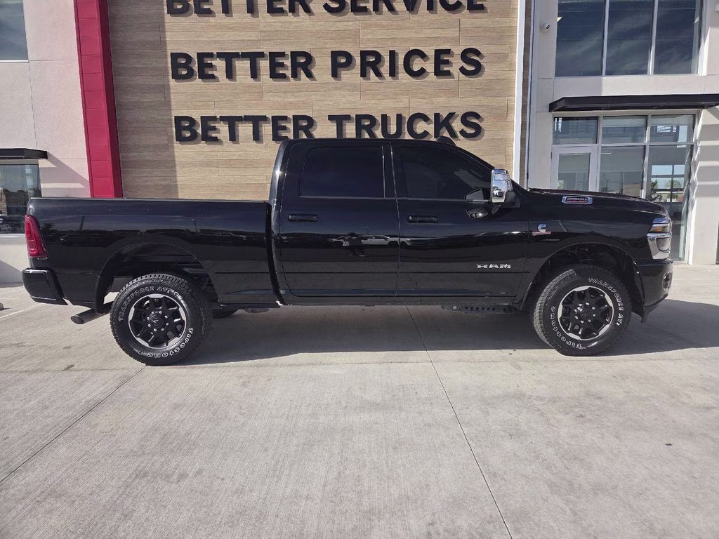2026 Diamond Black Crystal Pearlcoat Ram 2500 Laramie 4X4 Truck