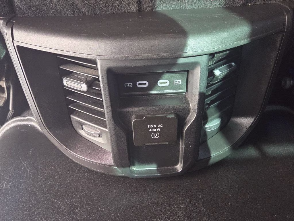 2026 Diamond Black Crystal Pearlcoat Ram 2500 Laramie 4X4 Truck