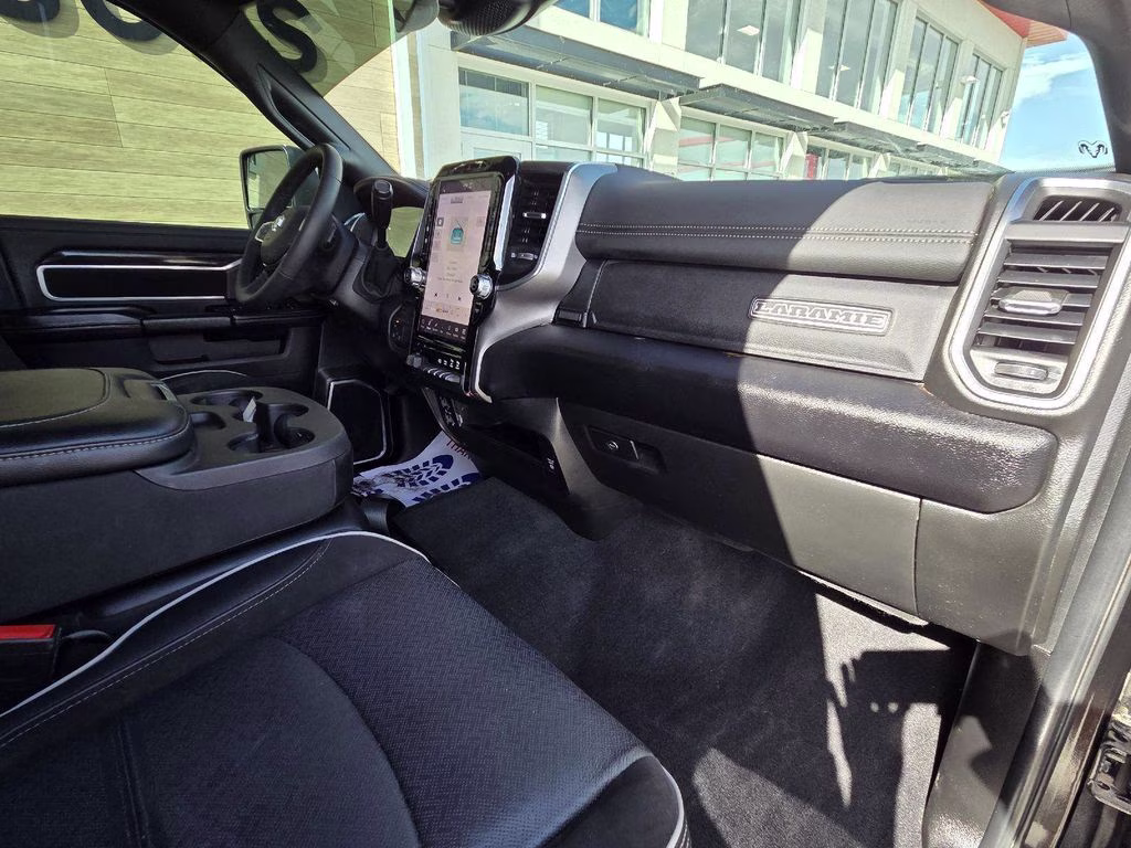 2026 Diamond Black Crystal Pearlcoat Ram 2500 Laramie 4X4 Truck