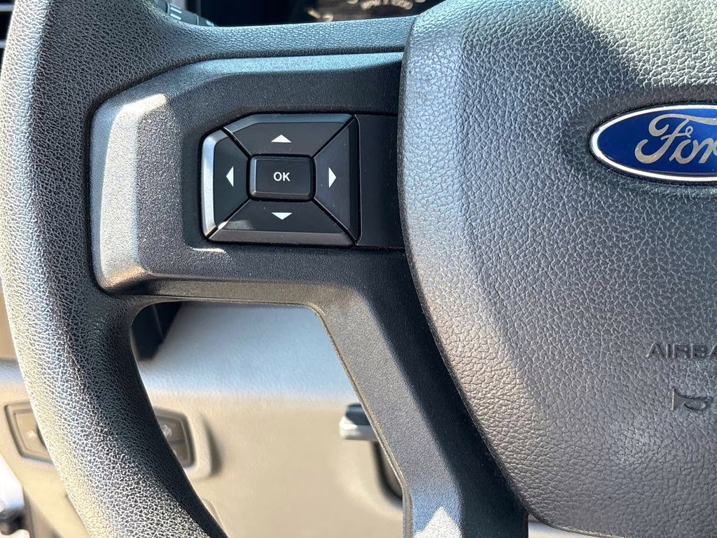 2016 Oxford White Ford F-150 XL RWD Truck