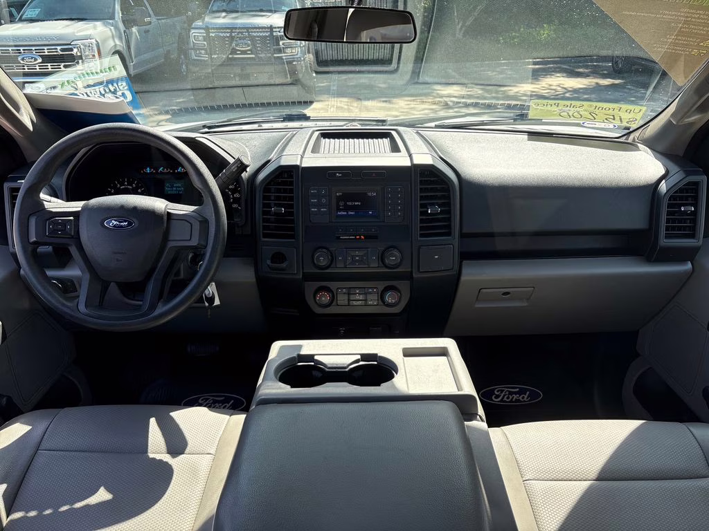 2016 Oxford White Ford F-150 XL RWD Truck