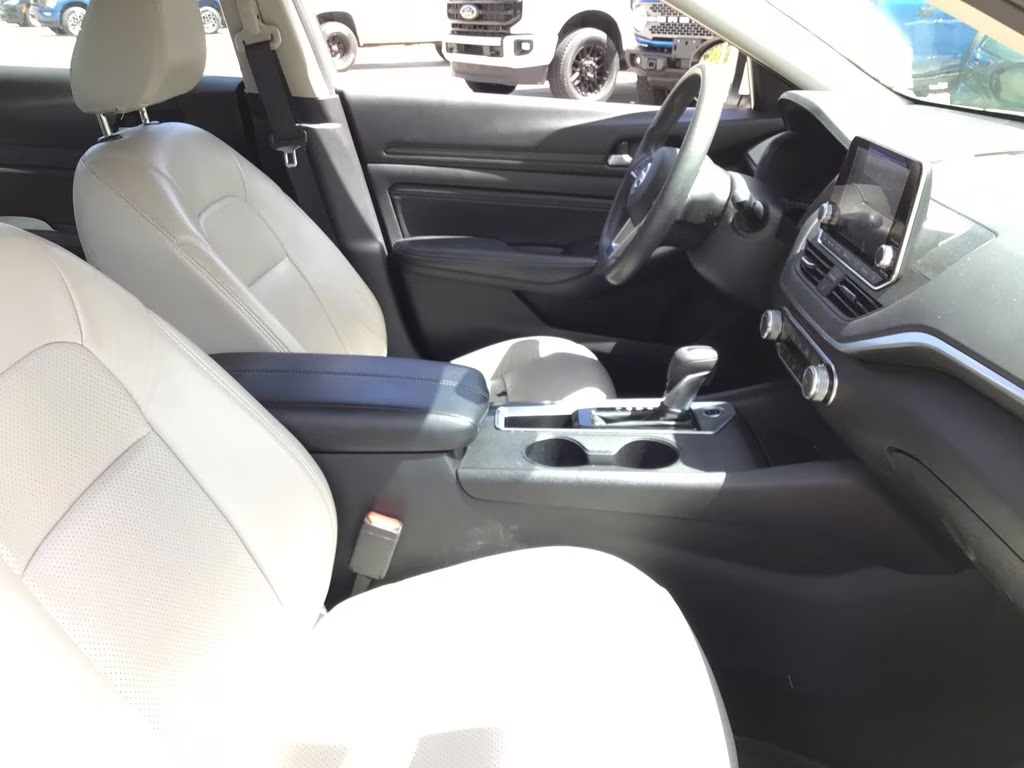 2019 Glacier White Nissan Altima 2.5 S FWD Sedan