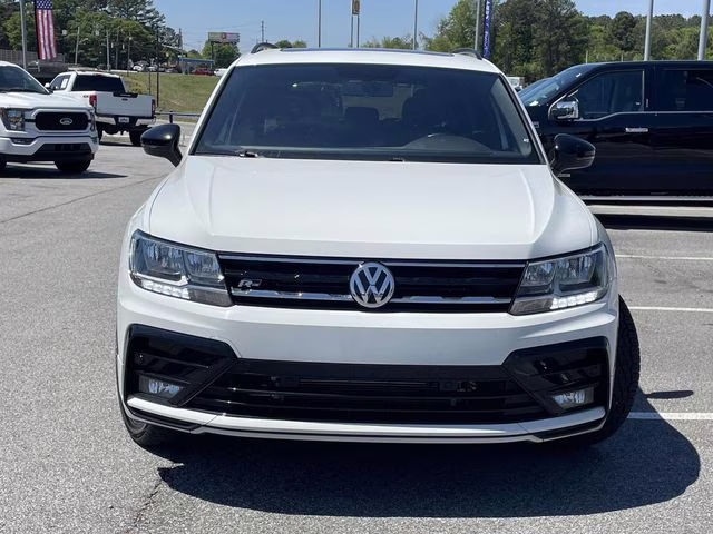 2021 Pure White Volkswagen Tiguan 2.0T SE R-Line Black FWD SUV