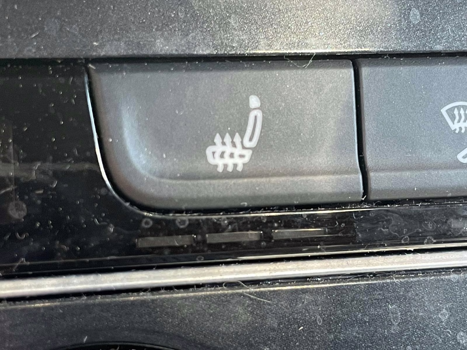 2021 Pure White Volkswagen Tiguan 2.0T SE R-Line Black FWD SUV