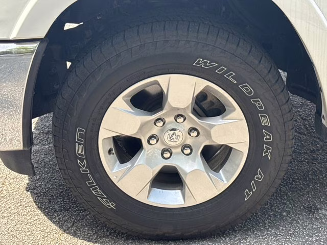 2025 Bright White Clearcoat Ram 1500 4X4 Truck