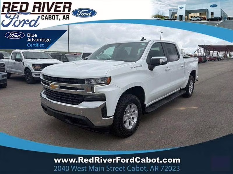 2022 Summit White Chevrolet Silverado LT 4X4 Truck