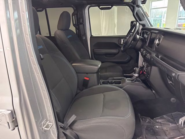 2023 Silver Zynith Clearcoat Jeep Wrangler Rubicon 4xe 4X4 SUV