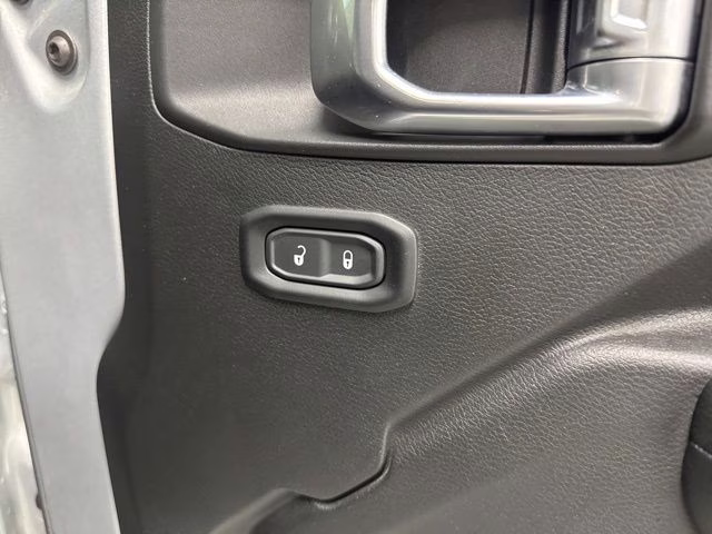 2023 Silver Zynith Clearcoat Jeep Wrangler Rubicon 4xe 4X4 SUV