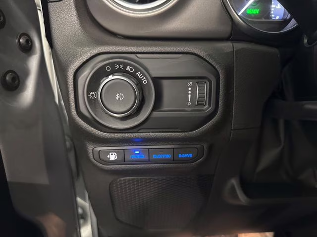 2023 Silver Zynith Clearcoat Jeep Wrangler Rubicon 4xe 4X4 SUV