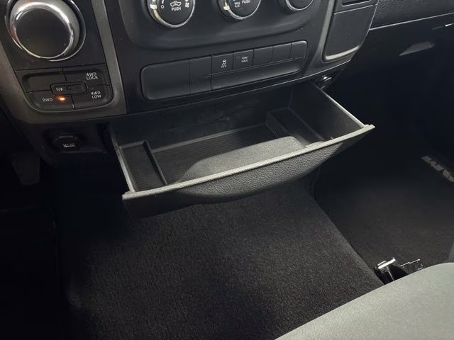 2019 Bright White Clearcoat Ram 1500 Express 4X4 Truck