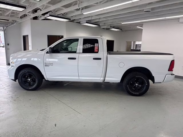 2019 Bright White Clearcoat Ram 1500 Express 4X4 Truck