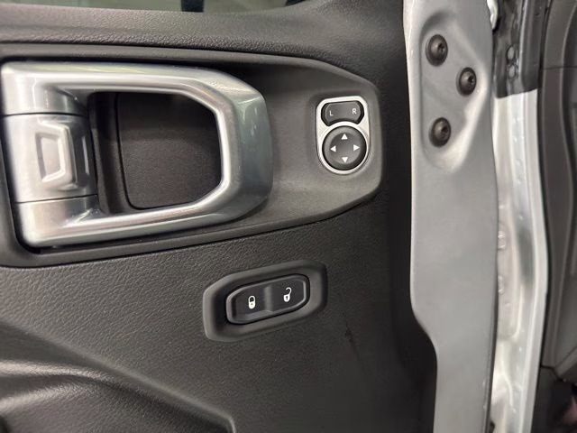 2023 Silver Zynith Clearcoat Jeep Wrangler Rubicon 4xe 4X4 SUV