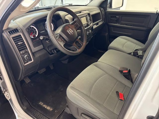 2019 Bright White Clearcoat Ram 1500 Express 4X4 Truck