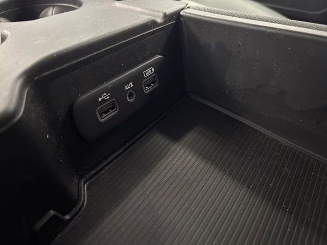 2019 Bright White Clearcoat Ram 1500 Express 4X4 Truck