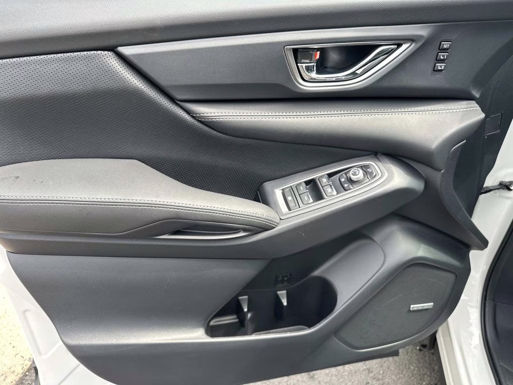 2026 Crystal White Pearl Subaru Ascent Limited AWD SUV