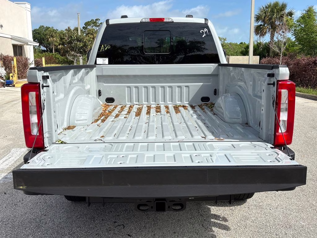 2026 Avalanche Ford Super Duty F-250 SRW XL 4X4 Truck