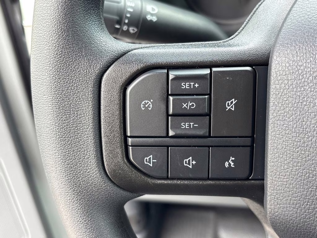 2026 Avalanche Ford Super Duty F-250 SRW XL 4X4 Truck