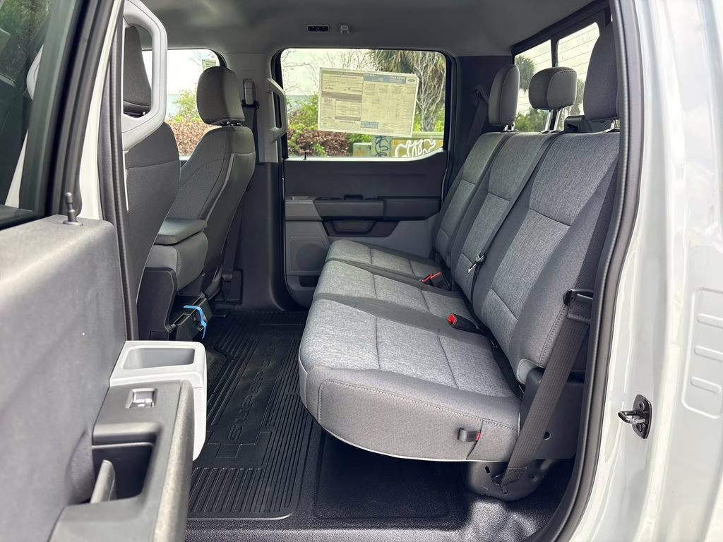 2026 Avalanche Ford Super Duty F-250 SRW XL 4X4 Truck