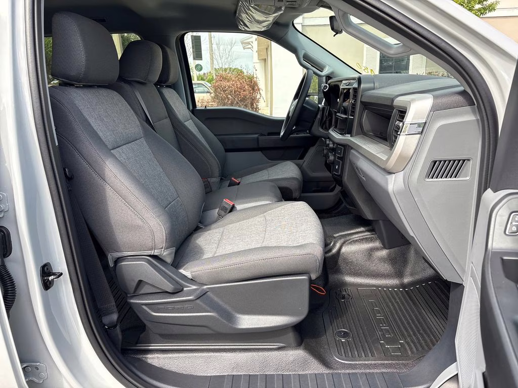 2026 Avalanche Ford Super Duty F-250 SRW XL 4X4 Truck