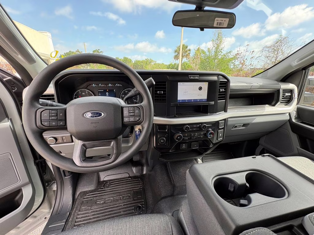 2026 Avalanche Ford Super Duty F-250 SRW XL 4X4 Truck