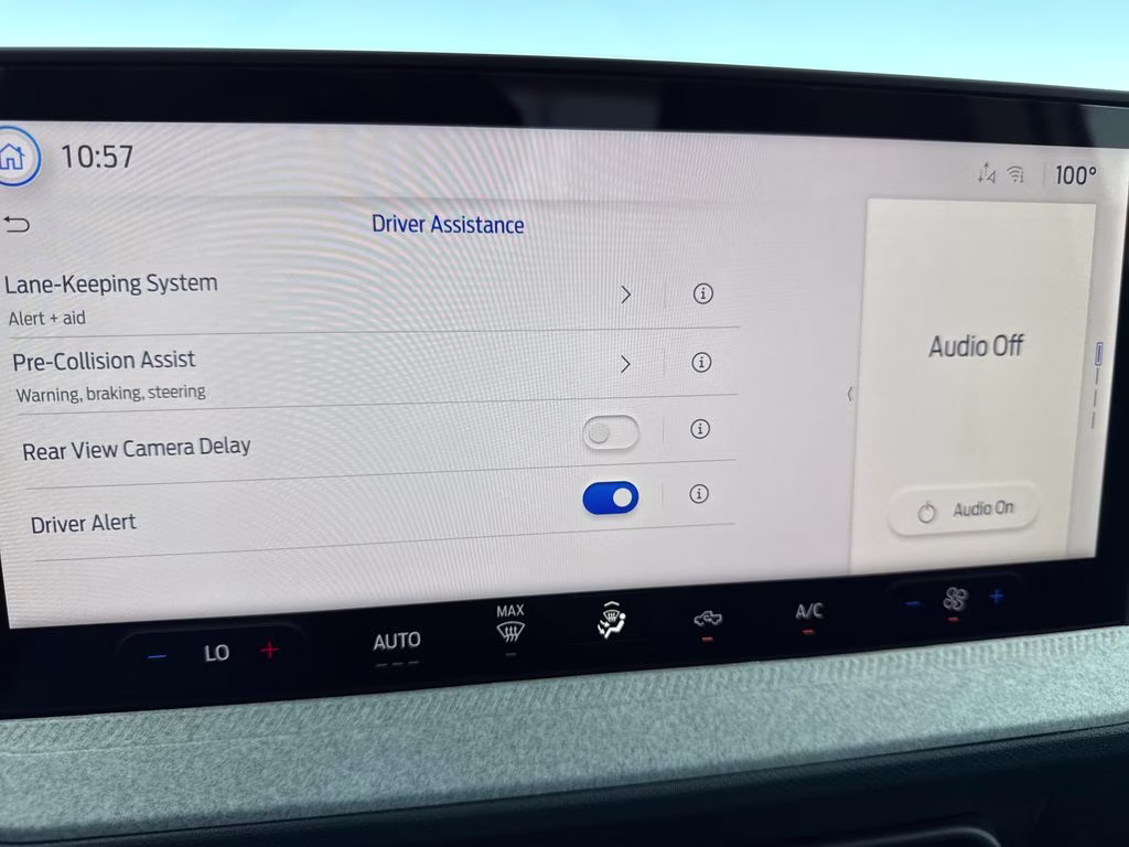 2026 Oxford White Ford Maverick XLT AWD Truck