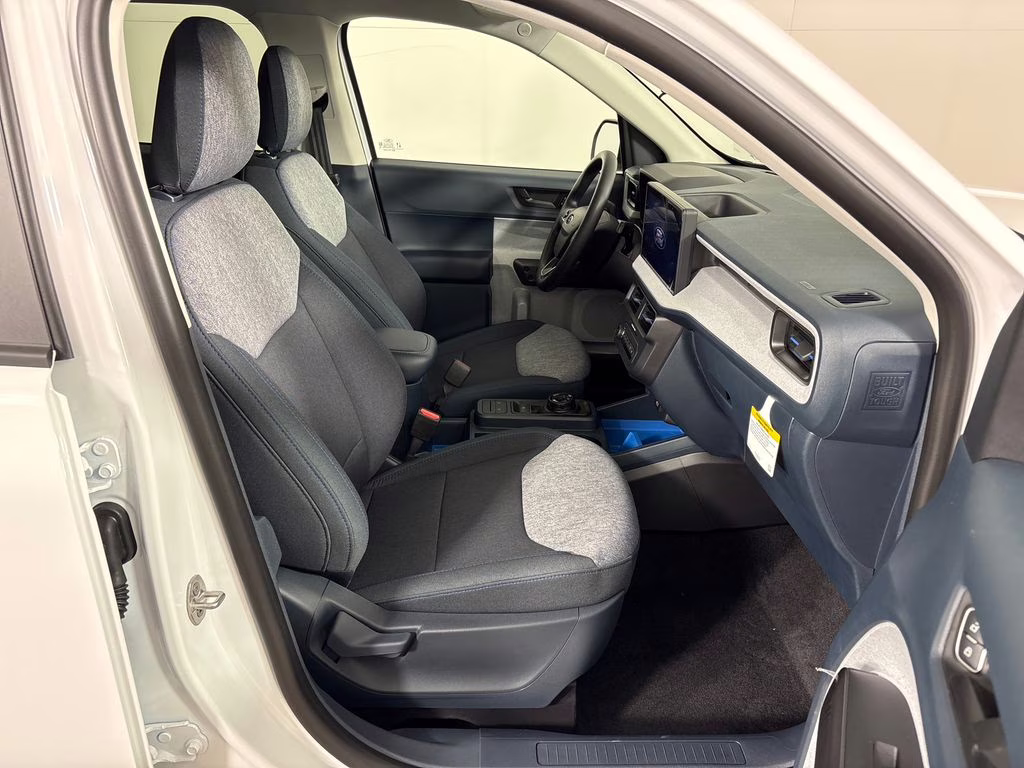 2026 Oxford White Ford Maverick XLT AWD Truck