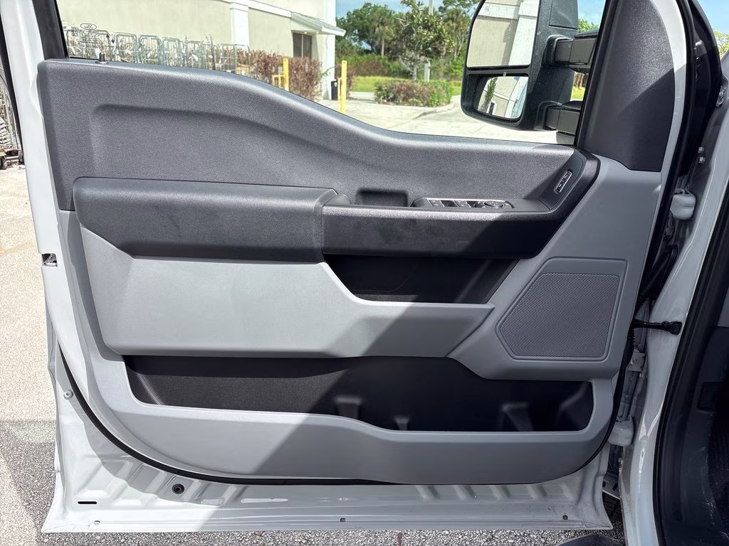 2026 Avalanche Ford Super Duty F-250 SRW XL 4X4 Truck