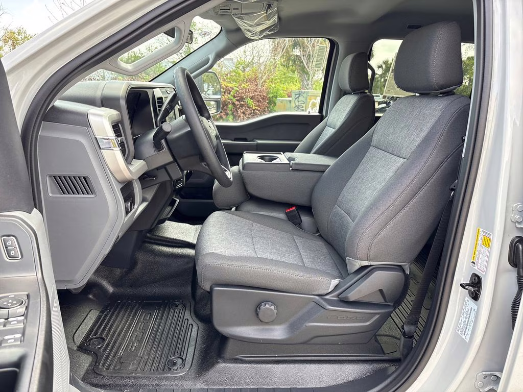 2026 Avalanche Ford Super Duty F-250 SRW XL 4X4 Truck