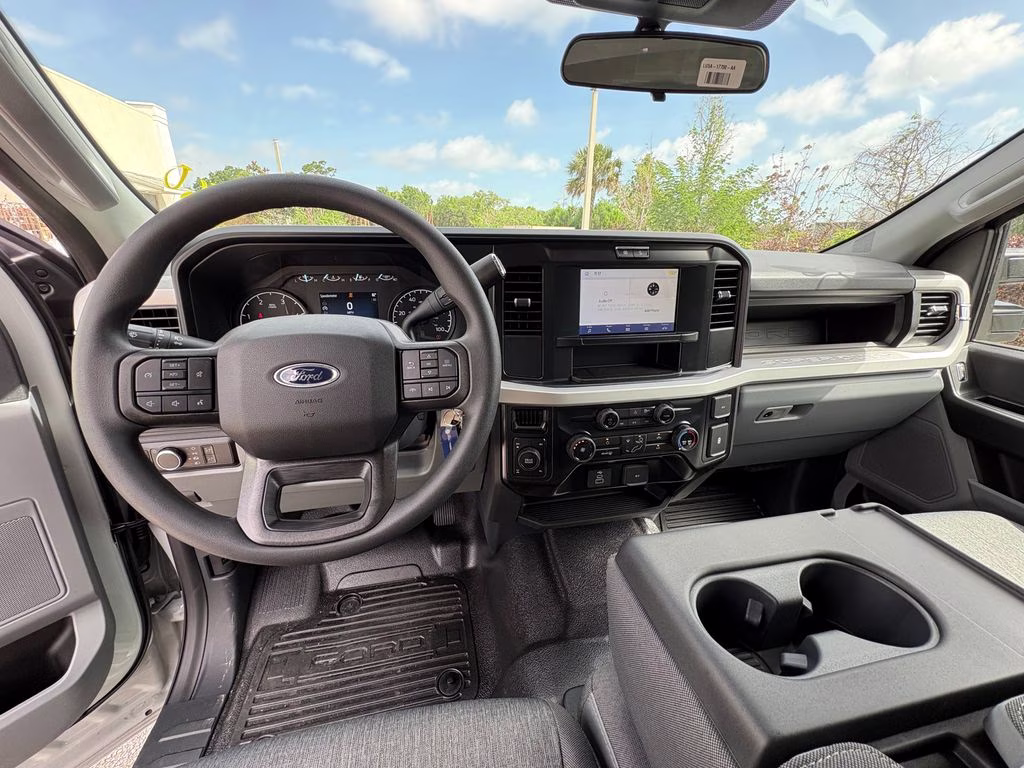 2026 Avalanche Ford Super Duty F-250 SRW XL 4X4 Truck