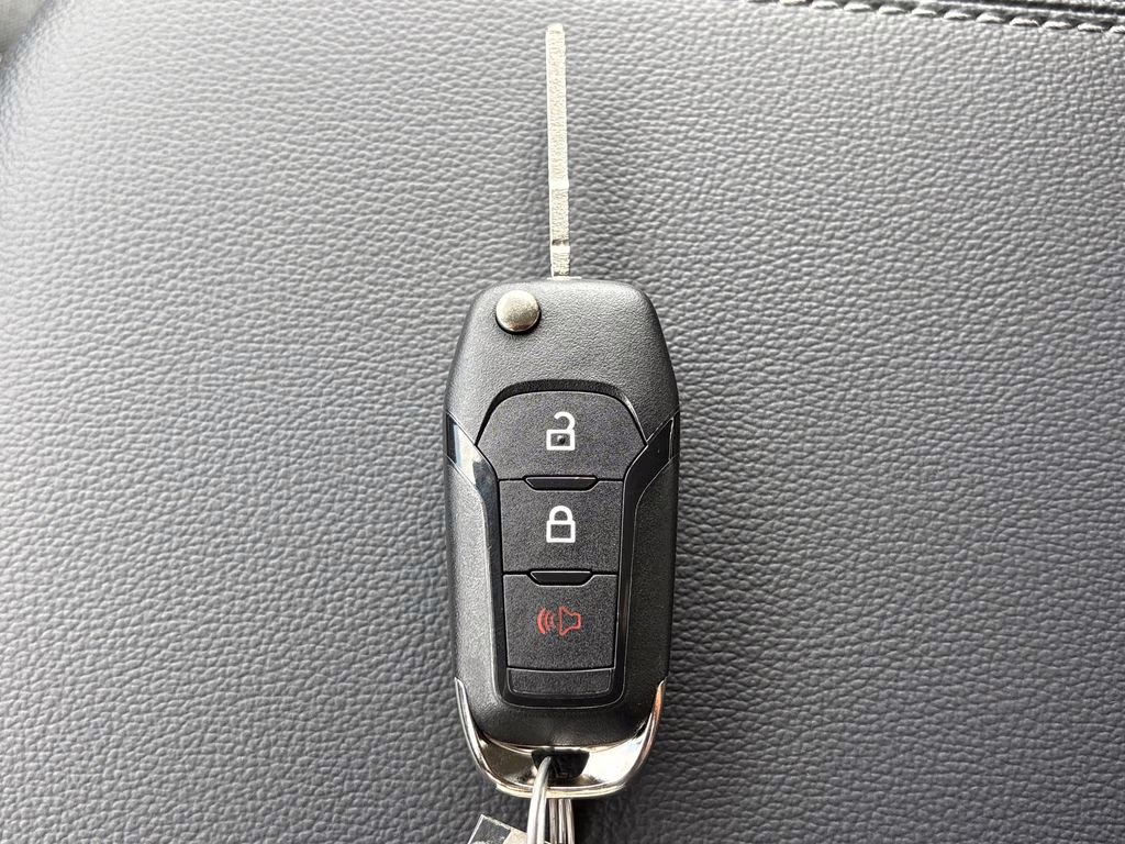 2026 Agate Black Metallic Ford Super Duty F-250 SRW XLT 4X4 Truck