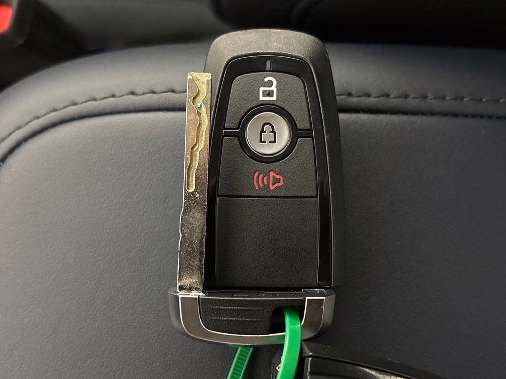 2026 Velocity Blue Ford Maverick XLT AWD Truck