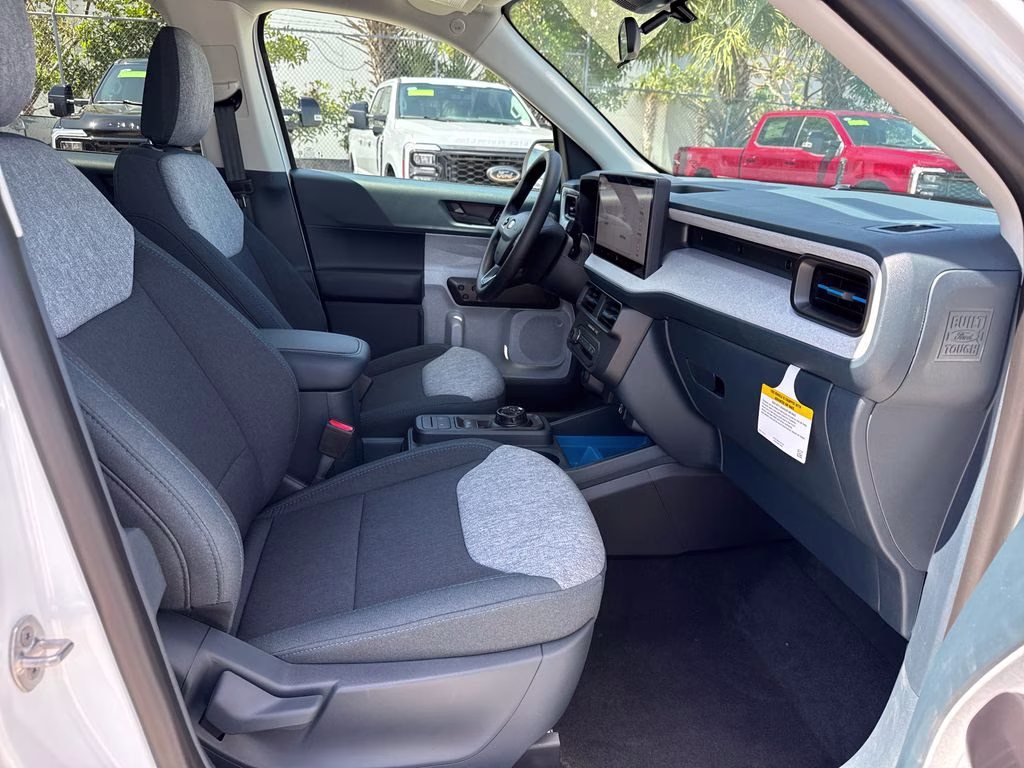 2026 Oxford White Ford Maverick XLT AWD Truck
