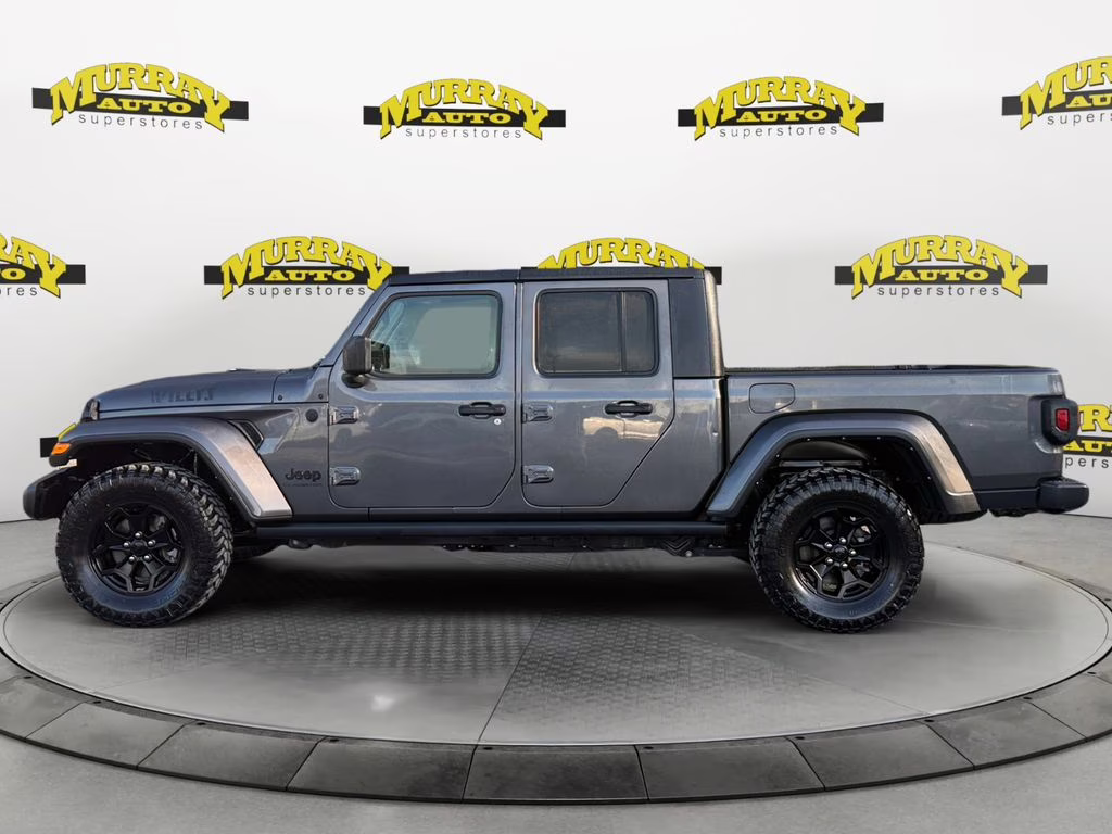 2021 Granite Crystal Metallic Clearcoat Jeep Gladiator Willys 4X4 Truck