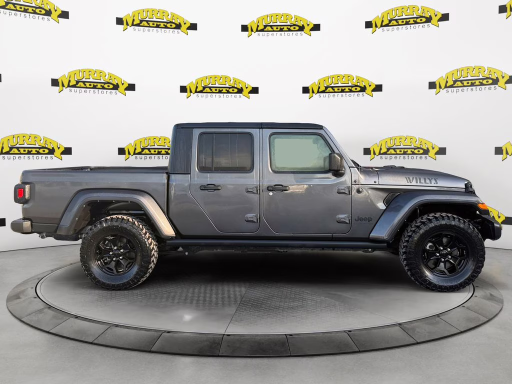 2021 Granite Crystal Metallic Clearcoat Jeep Gladiator Willys 4X4 Truck