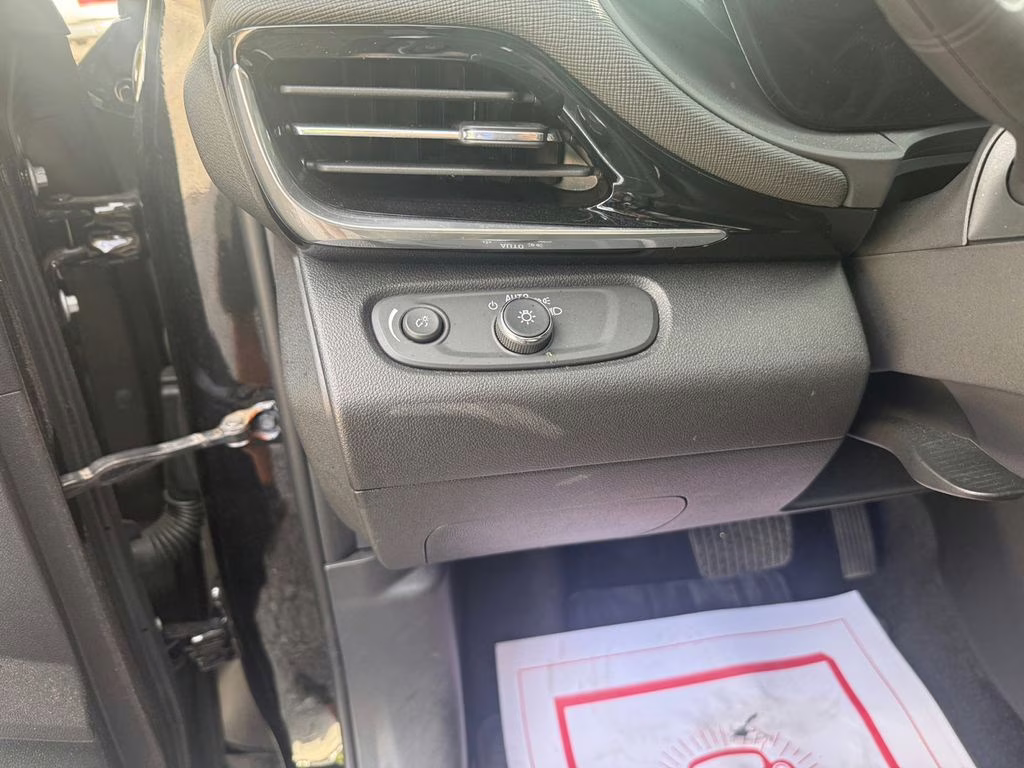 2024 Ebony Twilight Metallic Buick Envista Avenir FWD SUV