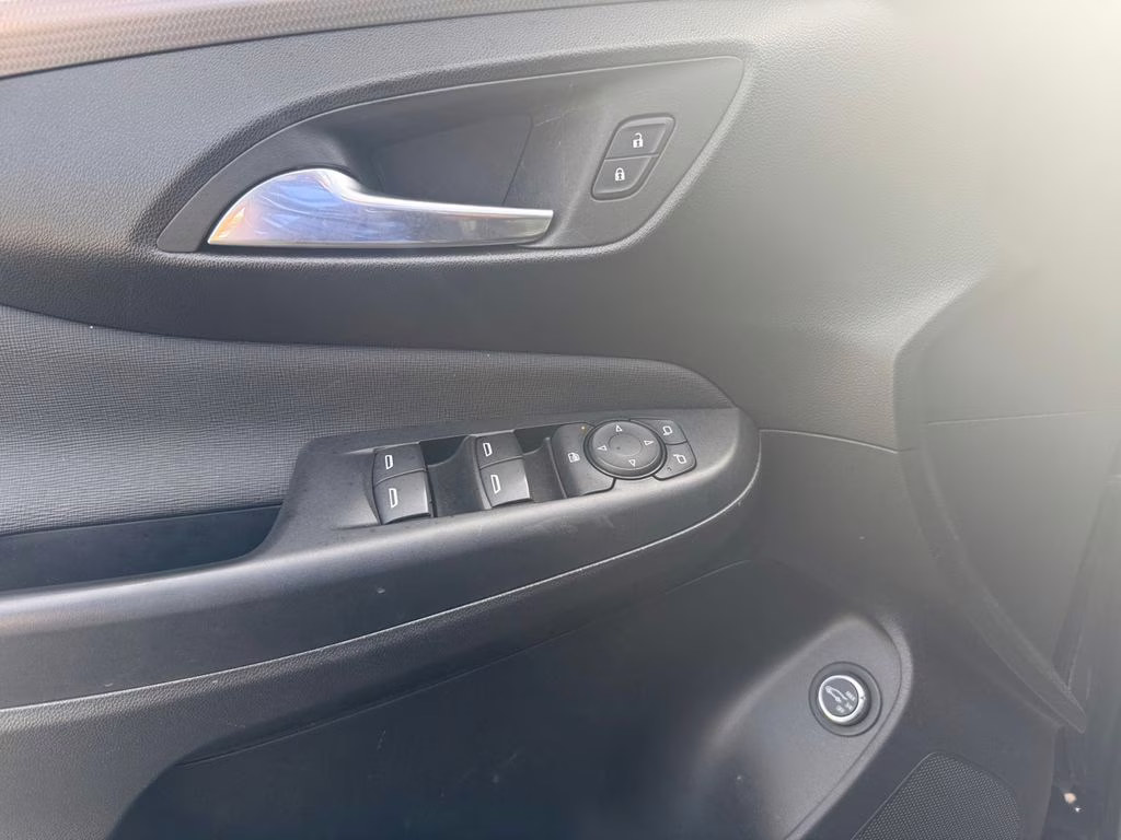 2024 Ebony Twilight Metallic Buick Envista Avenir FWD SUV