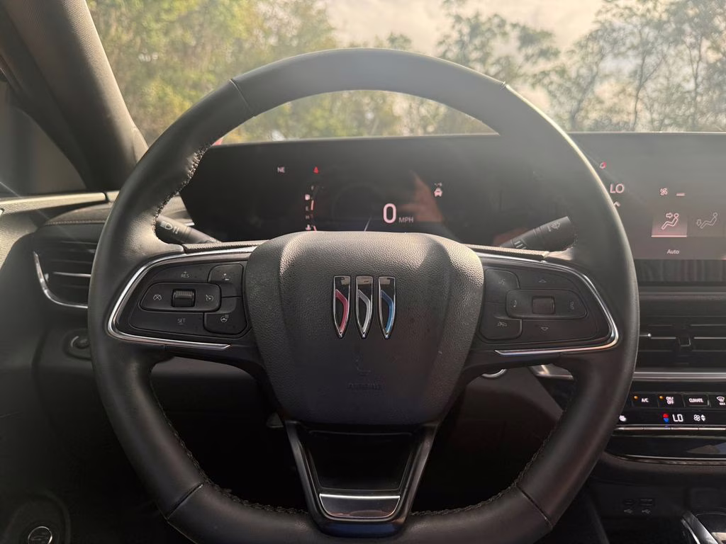 2024 Ebony Twilight Metallic Buick Envista Avenir FWD SUV