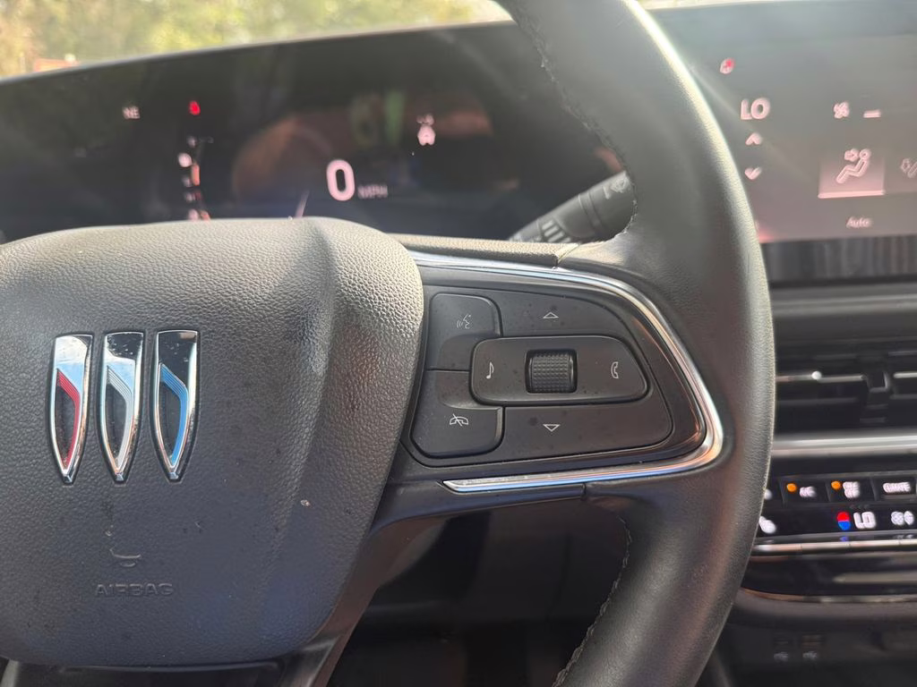 2024 Ebony Twilight Metallic Buick Envista Avenir FWD SUV