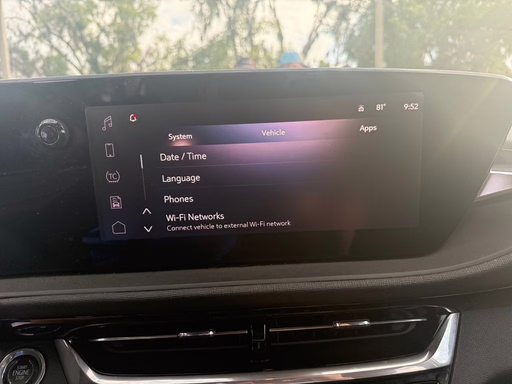 2024 Ebony Twilight Metallic Buick Envista Avenir FWD SUV