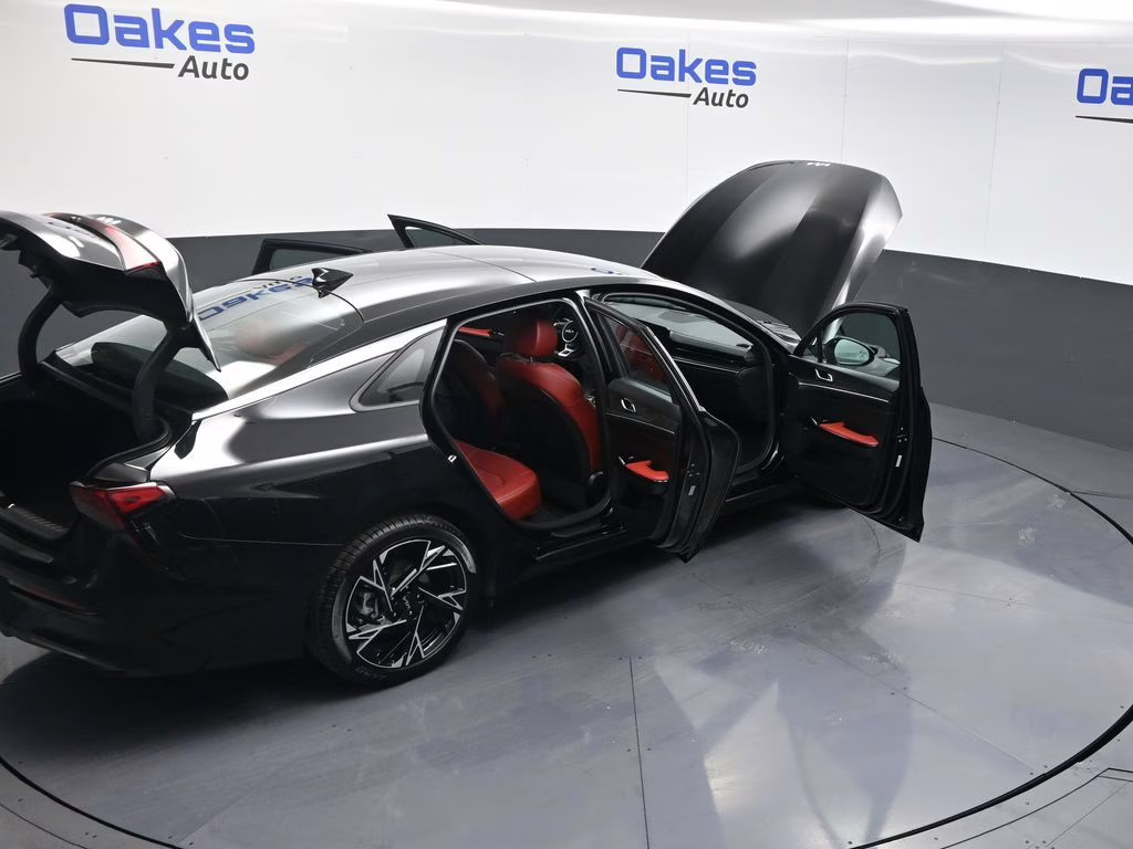 2025 Aurora Black Pearl Kia K5 GT-Line AWD Sedan