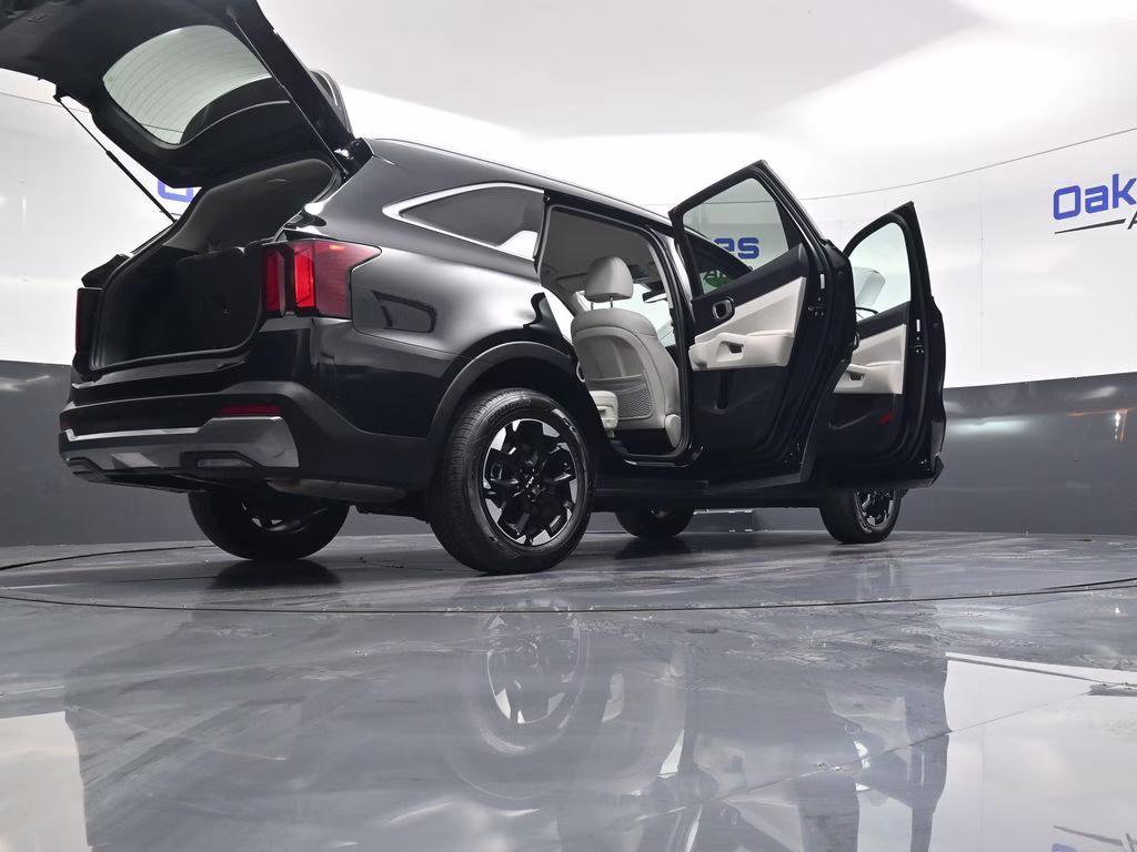 2025 Ebony Black Kia Sorento S AWD SUV