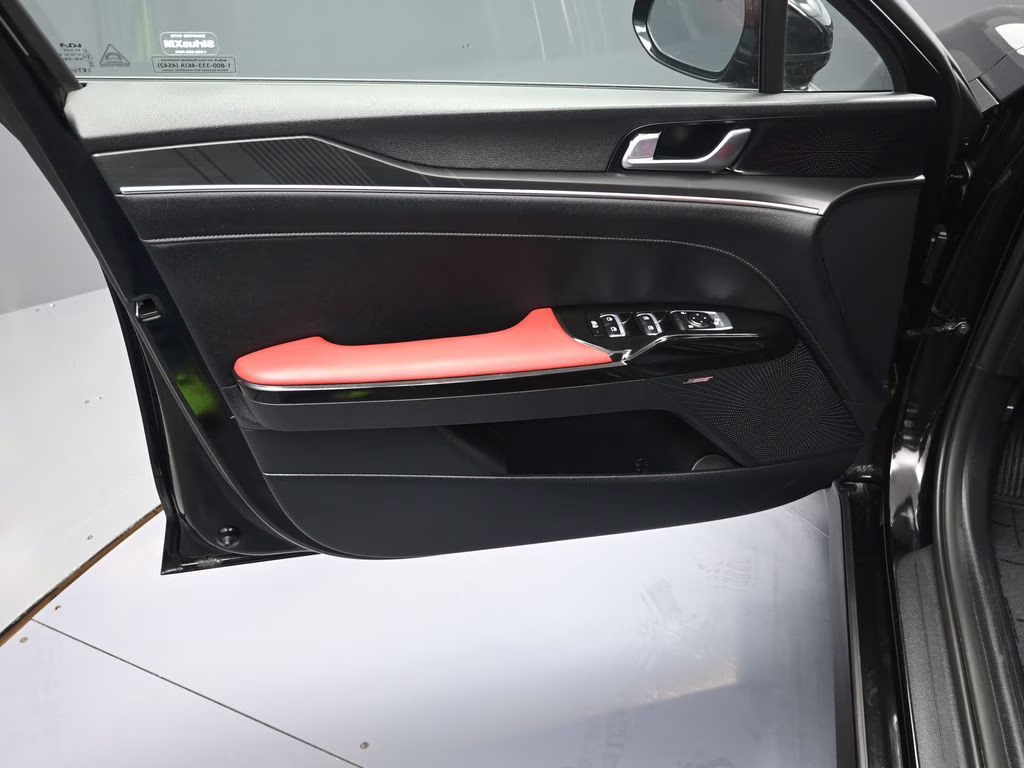 2025 Aurora Black Pearl Kia K5 GT-Line AWD Sedan