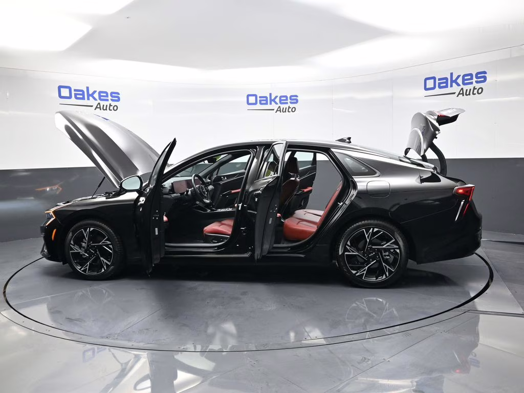 2025 Aurora Black Pearl Kia K5 GT-Line AWD Sedan