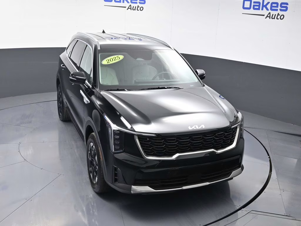 2025 Ebony Black Kia Sorento S AWD SUV