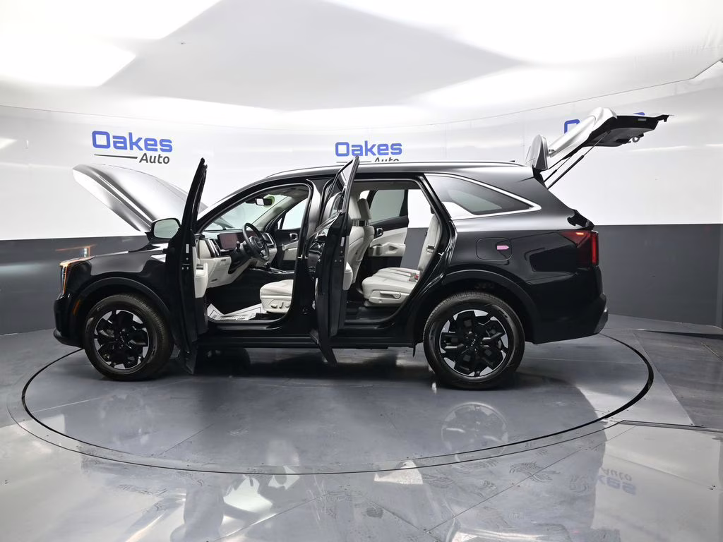 2025 Ebony Black Kia Sorento S AWD SUV